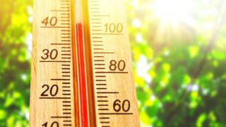 Temperaturi caniculare, &icirc;n acest weekend. Maximele se vor &icirc;nregistra &icirc;ntre 35-36 de grade Celsius. De luni, valorile termice vor mai crește