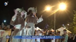 VIDEO - A început Festivalului Medieval “Ștefan cel Mare”. Evenimentul a fost deschis cu o paradă cu făclii formată din peste 500 de cavaleri și domnițe 