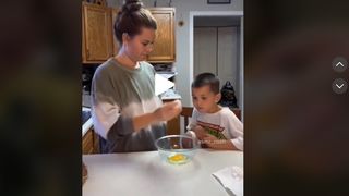 Sute de părinți, furioși după postarea clipurilor