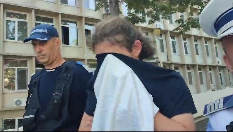 Șoferul implicat în accidentul mortal dintre localitățile 2 Mai și Vama Veche dus la Spitalul din Mangalia