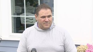 Situație neplăcută pentu un cuplu, cu doar câteva zile înainte de a se căsători. Nunta lor de vis din Italia a fost ruinată după ce câinele le-a mâncat pașapoartele