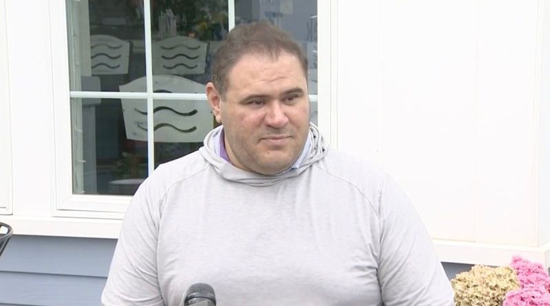 Situație neplăcută pentu un cuplu, cu doar câteva zile înainte de a se căsători. Nunta lor de vis din Italia a fost ruinată după ce câinele le-a mâncat pașapoartele