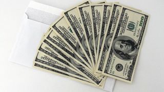 Dolarul american este &icirc;n scădere