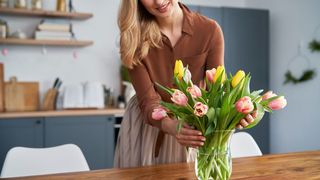 Spune-mi ce flori ai primit ca să-ți spun ce mesaj a vrut să-ți transmită