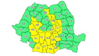 Județul Alba, sub cod roșu de inundații. Se anunță instabilitate atmosferică și descărcări electrice, &icirc;n mai multe zone ale țării