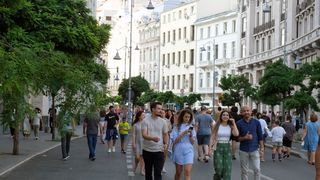 EXCLUSIV - Calea Victoriei, pietonală permanentă? Samuel Stancu (Străzi pentru Oameni): &rdquo;Centrul Bucureștiului este destul de fragmentat. Nu avem o conexiune pietonală foarte bună &icirc;n nicio parte a zonei centrale&rdquo;