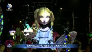 VIDEO - Capitala păpușilor gigantice. Puppets Occupy Streets a dat startul în Craiova