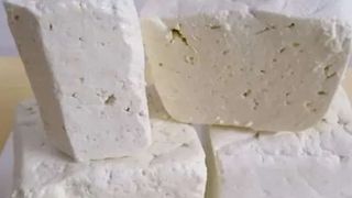 Br&acirc;nza de Sibiu, iubită de rom&acirc;ni