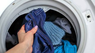 Se spală sau nu rufe pe 29 august? Ce nu se face de Taierea Capului Sf. Ioan Botezătorul? Răspunsul preoților!