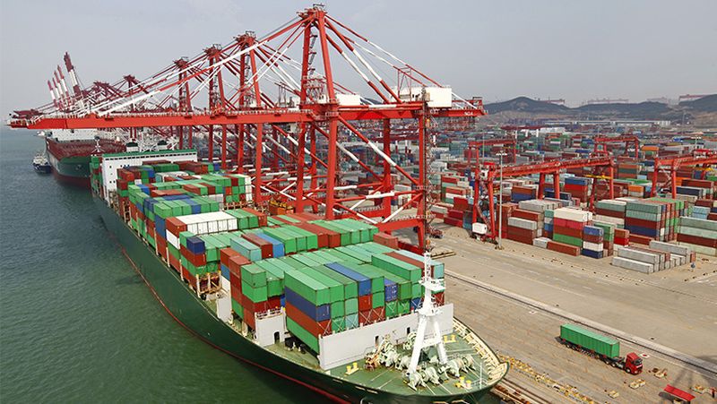 Portul Qingdao din China