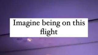 Un copil a călătorit cu avionul purt&acirc;nd &bdquo;cea mai enervantă ținută&rdquo;! Pasagerii cer acum zboruri fără copii după ce minorul i-a ținut treji cu costumul pe care &icirc;l purta