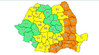 Vremea extremelor &icirc;n Rom&acirc;nia! După caniculă, vin ploile. Jumătate de ţară afectată de furtuni, grindină și vijelii