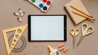 &Icirc;nceputul anului școlar 2023-2024: lista rechizitelor necesare pentru elevi