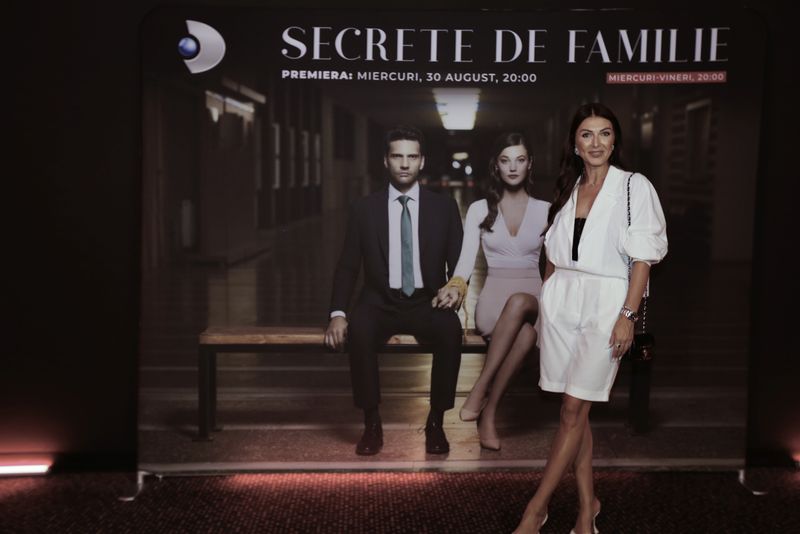 Avanpremieră cu fast, aseară, pentru serialul “Secrete de familie”, ce va avea premiera miercuri, de la ora 20:00, la Kanal D!