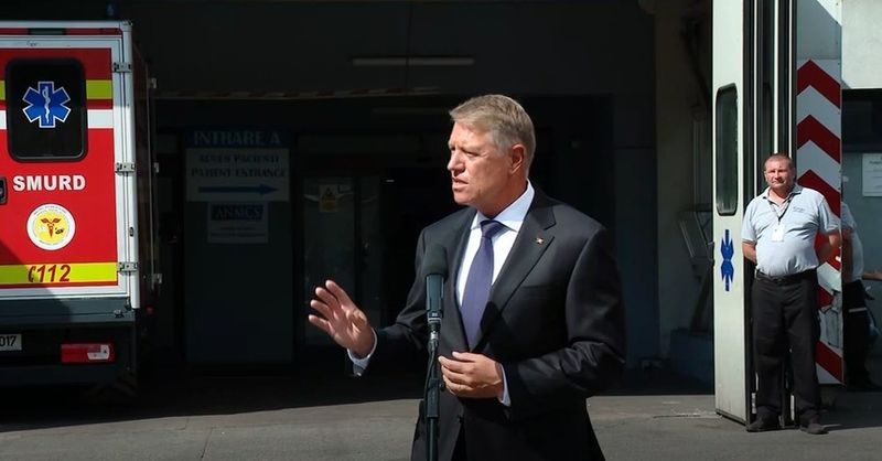 Declarațiile președintelui Klaus Iohannis, după vizitarea răniților de la Crevedia: „Tragedie după tragedie. Întrebarea pe care ne-o punem toți este de ce s-a ajuns aici?”