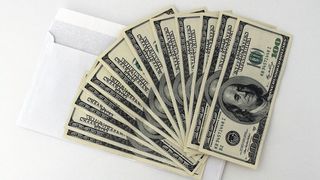 Dolarul american, &icirc;n ușoară creștere