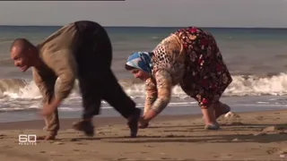 Familia care merge în patru labe îi derutează pe oamenii de știință: „Nu ar trebui să existe”