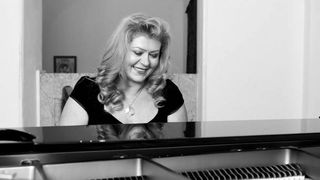 Ioana Maria Lupașcu s-a stins din viață la vârsta de 45 de ani. Pianista a pierdut lupta cu cancerul. "A plecat să cânte în Împărăția lui Dumnezeu"