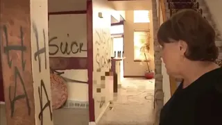 A v&acirc;ndut o casă care stătea să se dăr&acirc;me, pentru o sumă uriașă. Nimeni nu a crezut-o că va reuși. Femeia a &icirc;ncasat 590.000 de dolari cash &icirc;ntr-o săptăm&acirc;nă