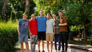 Povestea impresionantă a celor cinci frați muzicieni crescuți doar de mamă