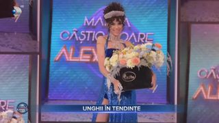 VIDEO - Ce modele de unghii preferă vedetele noastre? Dana Săvuică alege mereu modelele foarte scurte și culorile care exprimă vacanță