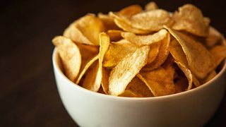 Un elev de 14 ani s-a stins din viață după ce a acceptat o provocare virală. &bdquo;Cel mai iute chips din lume&rdquo; i-a adus sf&acirc;rșitul