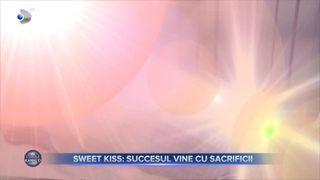 VIDEO -  Succesul cere sacrificii! Solistele trupei „Sweet Kiss” au apelat la un medic ortoped, pentru a fi în cea mai bună formă la concerte