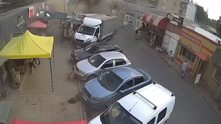  16 persoane au fost ucise, printre care și copii. Numărul persoanelor rănite se ridică la 28.