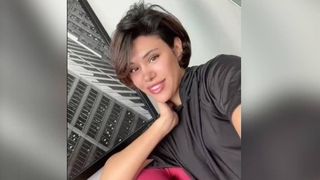 VIDEO. Cine este Tiba, t&acirc;năra vedetă de pe Youtube ucisă de tatăl ei