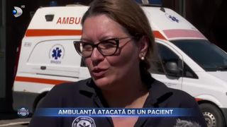 VIDEO - Clipe de groază pentru un echipaj de la Serviciul de Ambulanţă Județean Braşov: Trei cadre medicale au fost atacate de un pacient care sunase după ajutor
