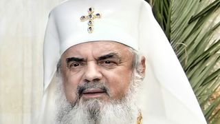 Patriarhul Daniel &icirc;ndeamnă cultivarea &icirc;nvățăturii evanghelice &icirc;n școlile din Rom&acirc;nia