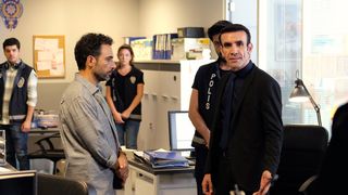 Mehmet Yılmaz Ak, &icirc;ntunecatul procuror Pars din "Secrete de familie", pictor &icirc;n timpul liber