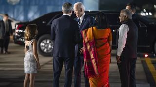 Campbell a sugerat, de asemenea, că va fi anunțat &icirc;n cur&acirc;nd un proiect major de infrastructură și comunicații pentru a conecta India cu Orientul Mijlociu și Europa.