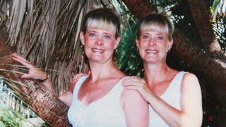 Ele sunt surorile gemene care fac totul &icirc;mpreună și poartă ținute identice de peste 20 de ani: &bdquo;Este ca și cum ai fi căsătorit cu cineva timp de 70 de ani&rdquo;