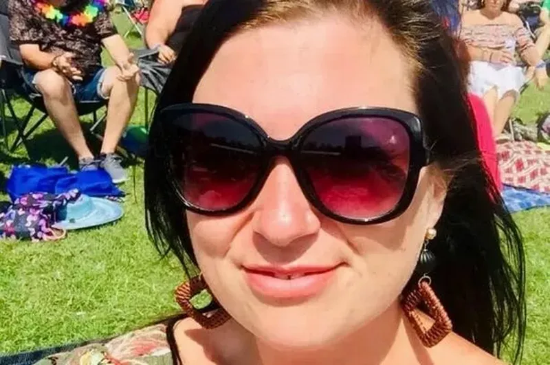 Jules Fielding, din Swansea, Marea Britanie