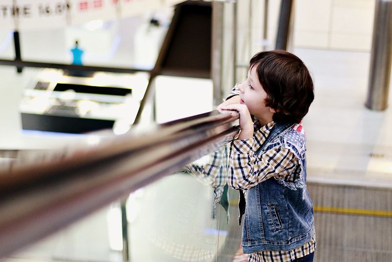 Noi case de marcat în marile magazine