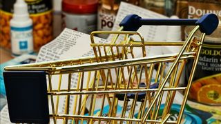 Schimbare &icirc;n hipermarketuri. Apar noi case de marcat, fără dulciuri și alimente nesănătoase