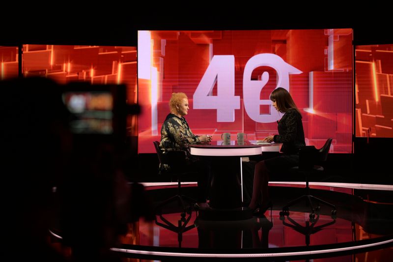 Narcisa Suciu, vocea inconfundabilă a tradițiilor românești, în lumina reflectoarelor duminica aceasta, la “40 de întrebări cu Denise Rifai”
