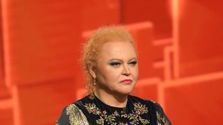 Narcisa Suciu, vocea inconfundabilă a tradițiilor românești, în lumina reflectoarelor duminica aceasta, la “40 de întrebări cu Denise Rifai”