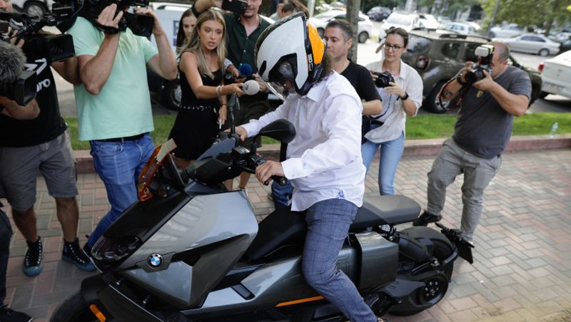 Tatăl lui Vlad Pascu este cercetat după ieșirea nervoasă de la DIICOT unde a fost anchetat în calitate de martor