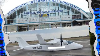 Aterizare forțată pe aeroportul din Constanța, după ce trenul de aterizare a suferit o defecțiune. Planul de urgență a fost activat