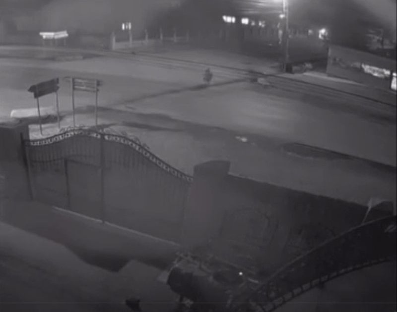 Accident dramatic în județul Dâmbovița. Un copil de 9 ani și mama lui au fost spulberați de mașină. Băiatul a fost aruncat pe contrasens