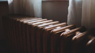 Ajutor &icirc;ncălzire 2023 - 2024: C&acirc;ți bani vor primi rom&acirc;nii?