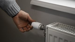 Când se dă drumul la căldură în București. Ce iarnă ne așteaptă anul acesta