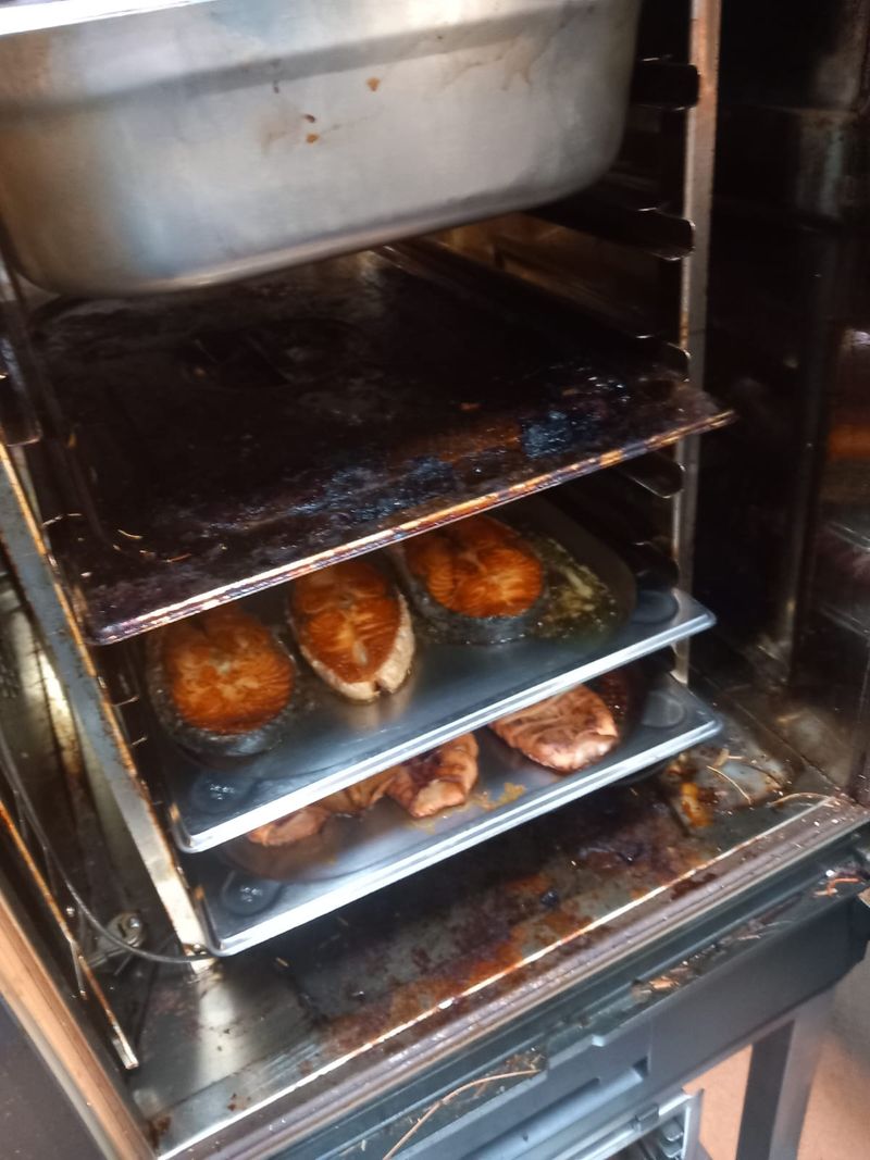 Restaurantul lui Pescobar, din Herăstrău, închis temporar de CRPCR.