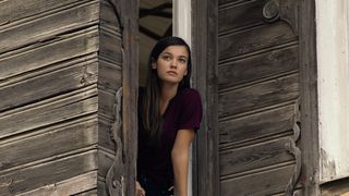 Dezvăluirea unei mari actrițe: "Când eram în liceu nu mă puteam uita în oglindă, pentru că mă vedeam foarte urâtă"