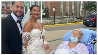 Momentul emoționant în care o mireasă pleacă de la nuntă și își surprinde bunica pe patul de spital