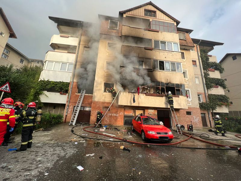 Exploziile se țin lanț în România. Două persoane s-au stins din viață după ce o bubuitură puternică a avut loc într-un bloc din Sibiu