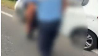 A fost urmărire cu focuri de armă duminică, pe DN1, după ce un bărbat a fugit cu o mașină furată de la un mall din București.