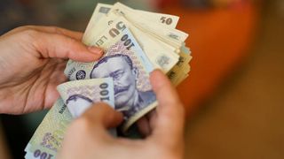 Măsurile fiscale vor ajunge pe masa Guvernului pentru a fi adoptate. Ministrul Finanțelor: „la mijloc sunt 75 de miliarde de euro”